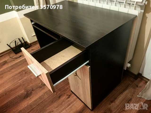 Компактно бюро с шкаф и чекмедже, снимка 3 - Бюра - 53239070