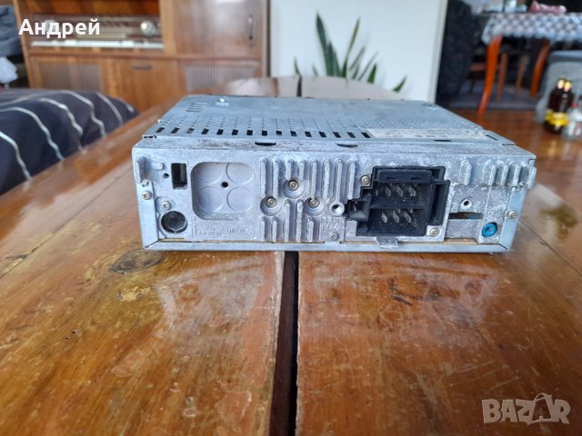 Стар автомобилен радиокасетофон Sony , снимка 3 - Антикварни и старинни предмети - 35825776