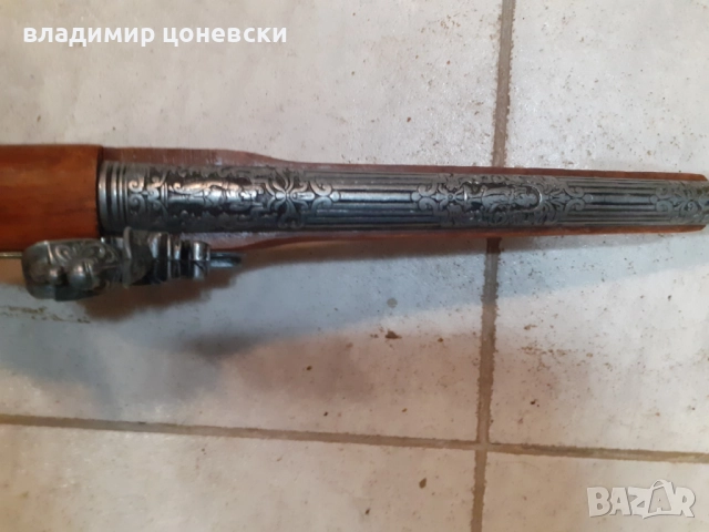 Красив кремъчен пистолет,пищов,оръжие, снимка 2 - Картини - 16484258