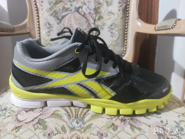 маратонки Reebok Real Flex