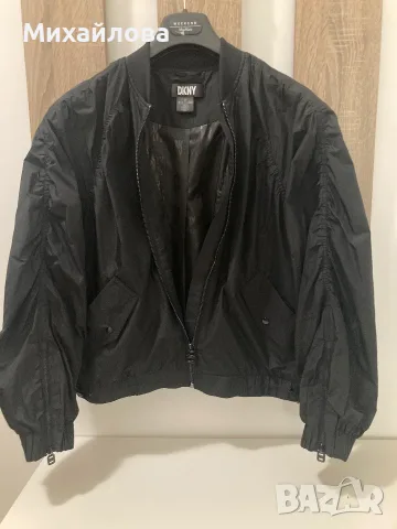 Яке бомбър на DKNY, черено, размер М, снимка 8 - Якета - 56372668