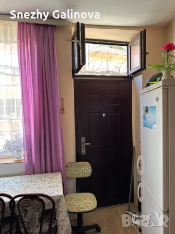 Продавам двуетажна къща в с. Смочево, община Рила, област Кюстендил, снимка 2 - Къщи - 52896387