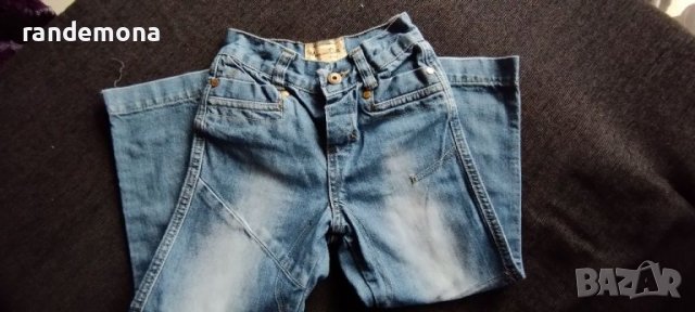 Детски дънки Massimo Dutti размер 4, снимка 5 - Детски панталони и дънки - 38654102