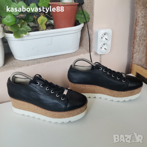 Спортни обувки Steve Madden 40 н. , снимка 5 - Дамски ежедневни обувки - 53739376