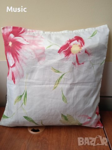 Carla Rizzi Сатенена калъфка за декоративна / малка възглавница, снимка 2 - Възглавници - 40002640