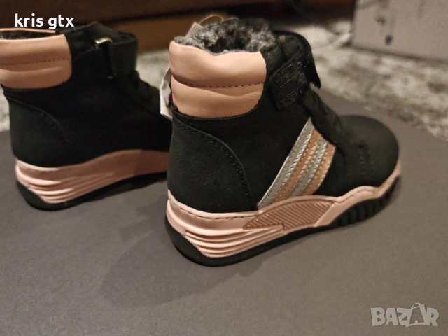 Чисто нови детски боти PONKI от естествена кожа черно и розово – №25, снимка 5 - Детски боти и ботуши - 53484827