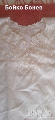 Продавам  неупотребявана дамска бродирана копринена блуза, снимка 3 - Ризи - 40003899
