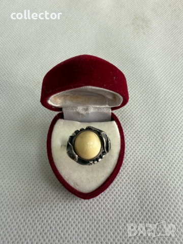 Немски сребърен пръстен с кост. №7683