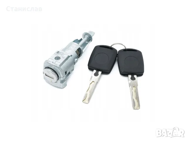 Патронник за врата с ключове за Skoda Octavia MK2 – 1Z0898167D