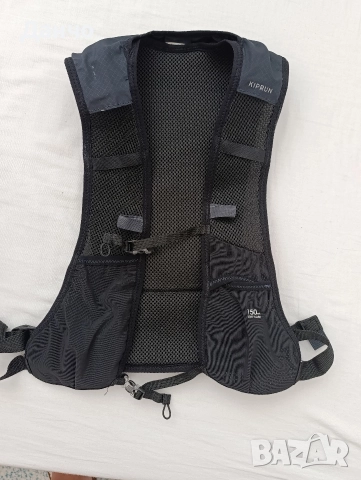 раница за бягане Kiprun и меко шише salomon 150ml, снимка 2 - Спортна екипировка - 52967939