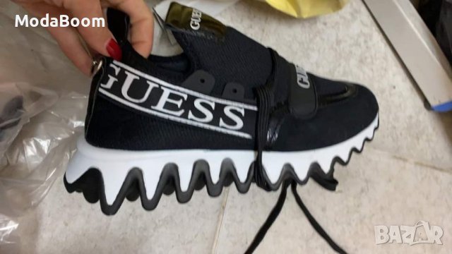 Дамски обувки Guess 