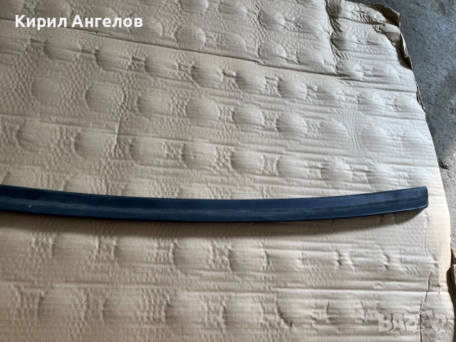 Лип за багажника на BMW E46 Седан (гумен), снимка 3 - Части - 51664194