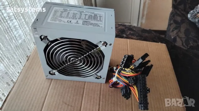  Компютърно захранване 550W Linkworld LPG12-35E/550W 120mm FAN, снимка 2 - Захранвания и кутии - 49285917