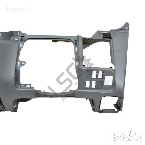 Табло долна част Toyota Avensis Verso 2001-2009 ID:109952, снимка 3 - Части - 42011569