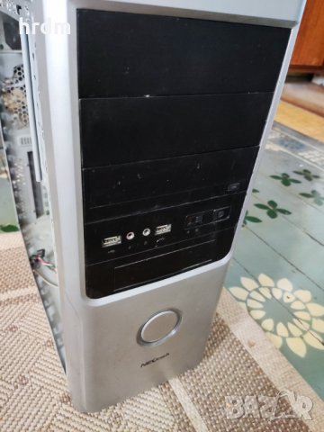 Компютърна кутия, снимка 3 - Захранвания и кутии - 33853406