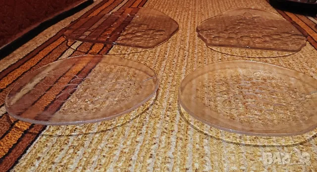 Стъклени плата (Boda - Sweden) , снимка 3 - Колекции - 48209940