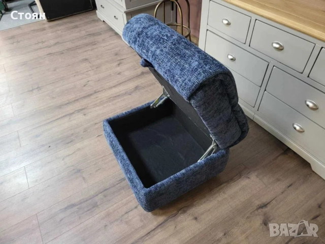Синя табуретка от плат с функция ракла, снимка 4 - Дивани и мека мебел - 52011027