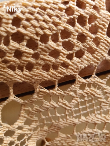 Ръчно плетена кръгла покривка 160 см., снимка 3 - Покривки за маси - 52962784