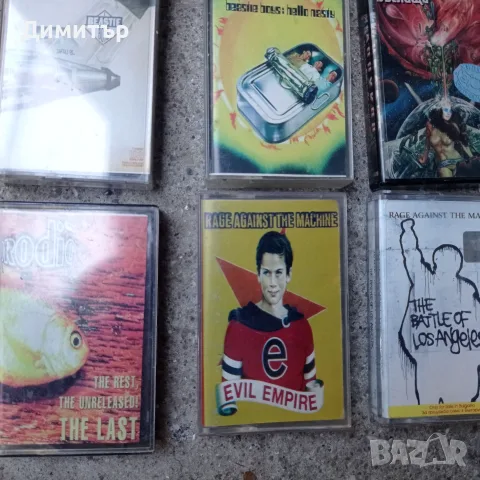 Лот 12 бр. оригинални аудиокасети от 90-те (Хиподил, The Prodigy, Offspring, RATM), снимка 6 - Аудио касети - 55823471