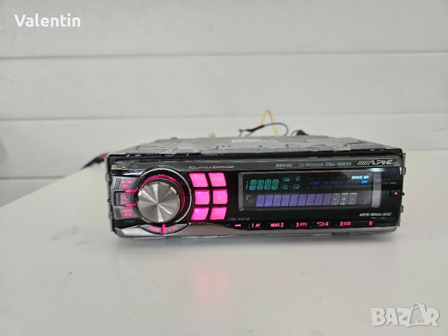 Alpine CDA- 9883R автокасетофон 
