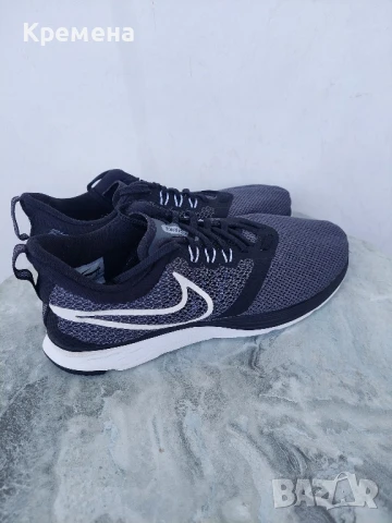 Дамски маратонки Nike, снимка 2 - Маратонки - 50905317