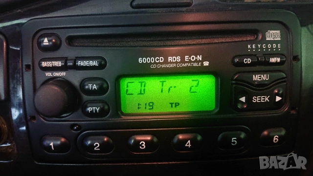 Работещ CD механизъм за CD 6000 за форд. 