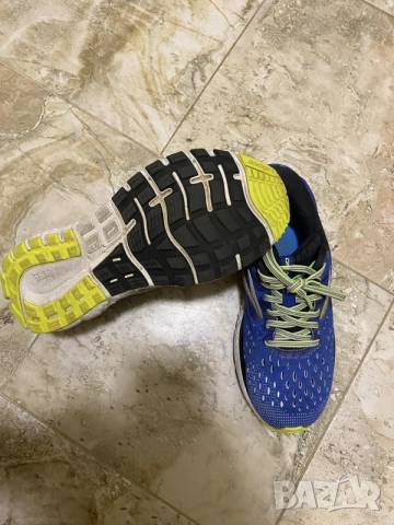Оригинални маратонки BROOKS, снимка 2 - Маратонки - 55784800