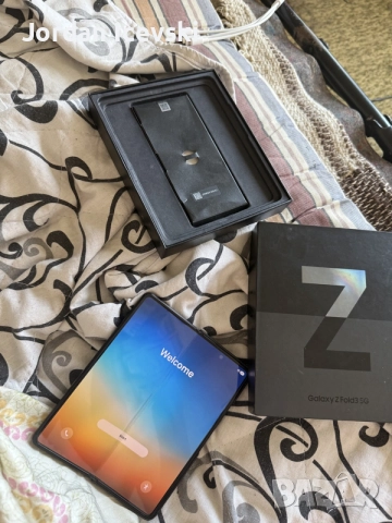 Samsung Z fold 3 5G, снимка 3 - Samsung - 55847415