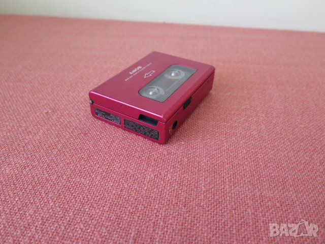 Sony walkman quartz WM-DD3 Red,1989г, снимка 9 - Радиокасетофони, транзистори - 41789336