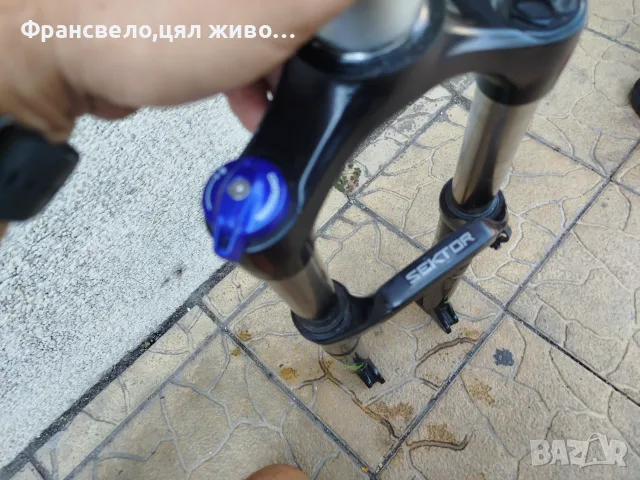 Работеща вилка за велосипед колело rock shox sektor , снимка 2 - Части за велосипеди - 55891745