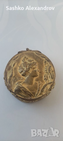 Рядка подписана френска кутийка P. de Bryk - Belle Epoque , Art Nouveau - около 1900 г ., снимка 3 - Антикварни и старинни предмети - 50868068