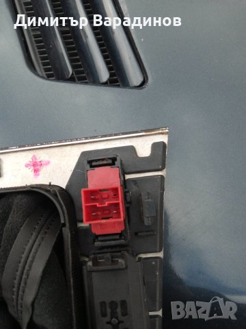 Централна конзола Мерцедес Е класа S210, снимка 5 - Части - 44321195