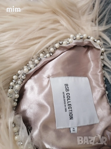 Пухен елек в бежово с мъниста, снимка 3 - Елеци - 52856991