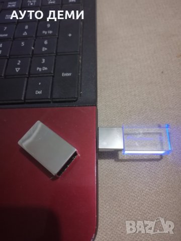 ТОП Светеща УСБ USB flash флаш памет стъкло с вграден надпис Pioneer DJ 32GB кола автомобил джип дом, снимка 4 - Аксесоари и консумативи - 35734812