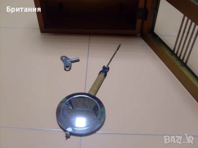 Стар стенен съветски часовник с махало, снимка 14 - Антикварни и старинни предмети - 50939004