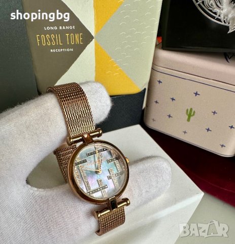 Дамски часовник Karl Lagerfeld , снимка 1 - Дамски - 42451213
