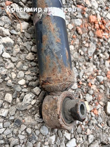 Амортисьори задни за Тойота Аурис.2007-2012г., снимка 4 - Части - 44231515