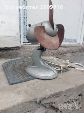 Стар съветски вентилатор , снимка 2 - Антикварни и старинни предмети - 34858056