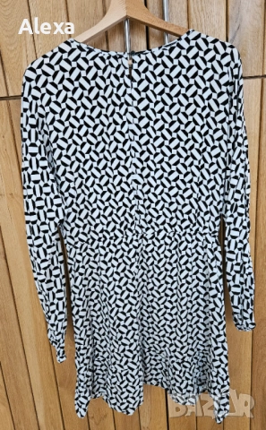 Рокля Sinsay размер L, снимка 2 - Рокли - 53499052