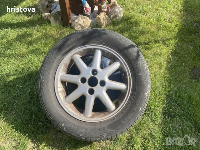 гуми с джанти от ауди 15цола 195х65х15 дот 17г.нокиан летни, снимка 2 - Гуми и джанти - 50297556