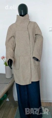 Max Mara Original Size L-XL 100%.Вълна, снимка 2 - Палта, манта - 53743341