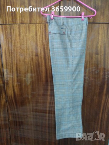 Дамски елегантен панталон,каре, размер М, с маншет, снимка 2 - Панталони - 41141926