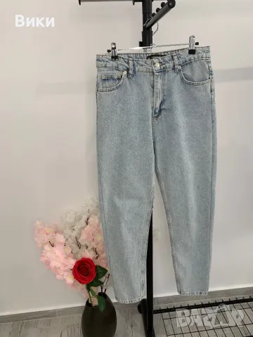 Дънки MOM с висока талия