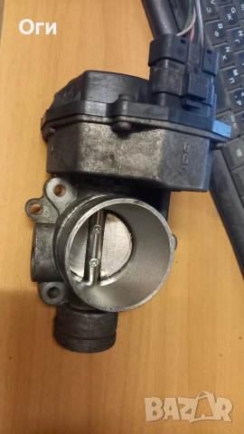 Дроселова клапа за Ситроен и Пежо 1.4 408 239 821 001 / 96 407 962 80