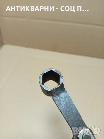 Стар Соц Хидравличен Ключ 21мм Тегло 1.400кг., снимка 8 - Антикварни и старинни предмети - 49851279