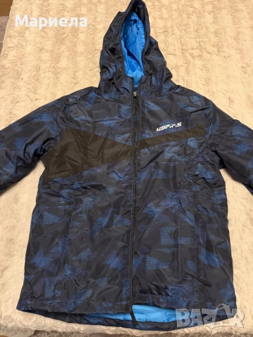 Детско яке,цена 20 лв.