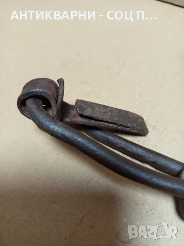 Соц Стари Затворнически Белезници Окови Тегло 9кг., снимка 6 - Антикварни и старинни предмети - 50489179
