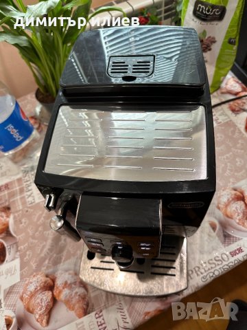 Кафемашина Delonghi ecam13.123b, снимка 4 - Кафемашини - 41490515