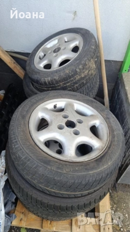 Продавам гуми с джанти 
