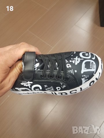 Обувки, снимка 5 - Дамски ежедневни обувки - 40373331